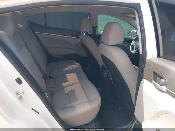 5NPD74LF3HH160375 2017 HYUNDAI ELANTRA - Image 8