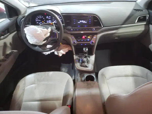 5NPD74LF3HH163258 2017 HYUNDAI ELANTRA - Image 8