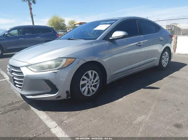 5NPD74LF3HH163308 2017 HYUNDAI ELANTRA - Image 2