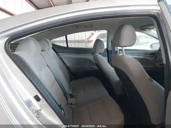 5NPD74LF3HH166421 2017 HYUNDAI ELANTRA - Image 8