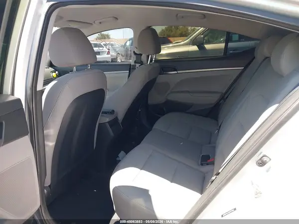 5NPD74LF3HH171490 2017 HYUNDAI ELANTRA - Image 8