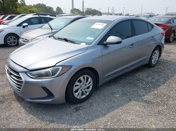 5NPD74LF3HH172820 2017 HYUNDAI ELANTRA - Image 2