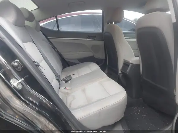 5NPD74LF3HH174504 2017 HYUNDAI ELANTRA - Image 8