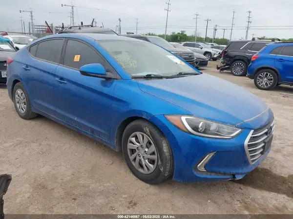 5NPD74LF3HH175779 2017 HYUNDAI ELANTRA - Image 1