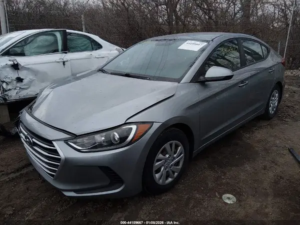 5NPD74LF3HH180738 2017 HYUNDAI ELANTRA - Image 2