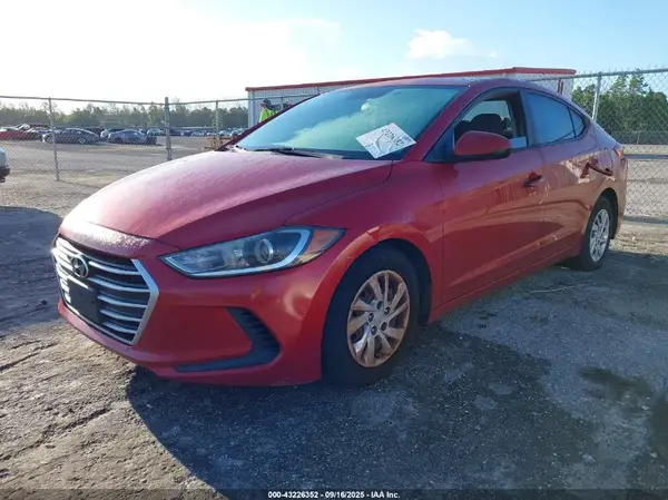 5NPD74LF3HH183140 2017 HYUNDAI ELANTRA - Image 2