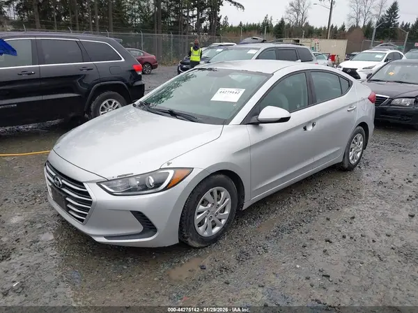 5NPD74LF3HH184644 2017 HYUNDAI ELANTRA - Image 2