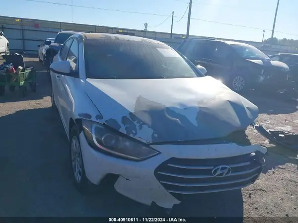 5NPD74LF3HH184868 2017 HYUNDAI ELANTRA - Image 1