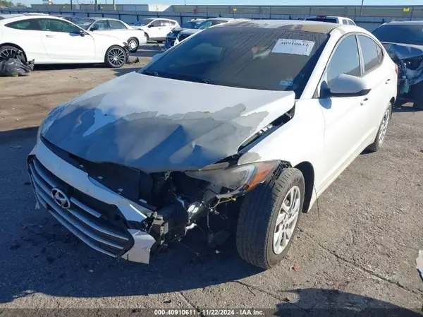 5NPD74LF3HH184868 2017 HYUNDAI ELANTRA - Image 2