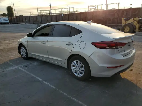 5NPD74LF3HH185244 2017 HYUNDAI ELANTRA - Image 2