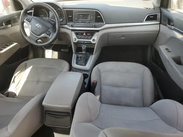 5NPD74LF3HH187768 2017 HYUNDAI ELANTRA - Image 8