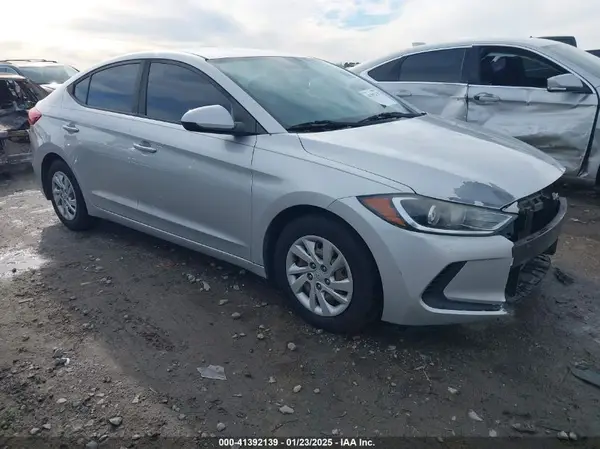 5NPD74LF3HH192422 2017 HYUNDAI ELANTRA - Image 1