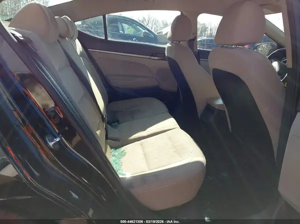 5NPD74LF3HH199905 2017 HYUNDAI ELANTRA - Image 8