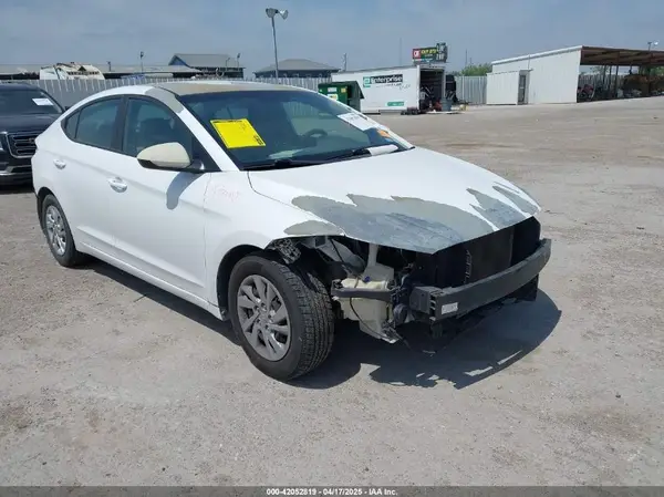 5NPD74LF3HH201331 2017 HYUNDAI ELANTRA - Image 1