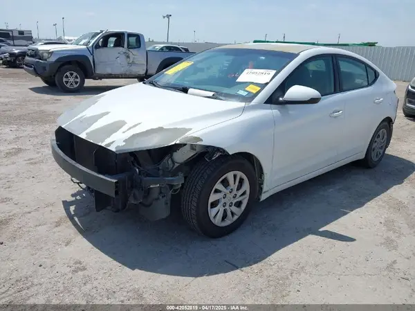 5NPD74LF3HH201331 2017 HYUNDAI ELANTRA - Image 2