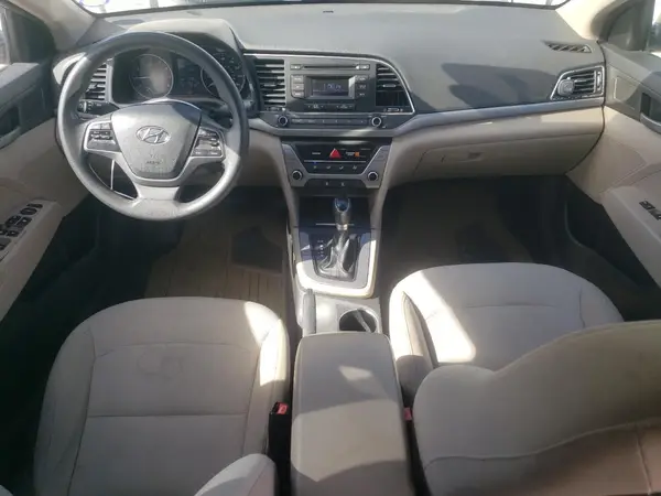 5NPD74LF3HH202415 2017 HYUNDAI ELANTRA - Image 8