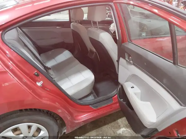 5NPD74LF3HH204522 2017 HYUNDAI ELANTRA - Image 8