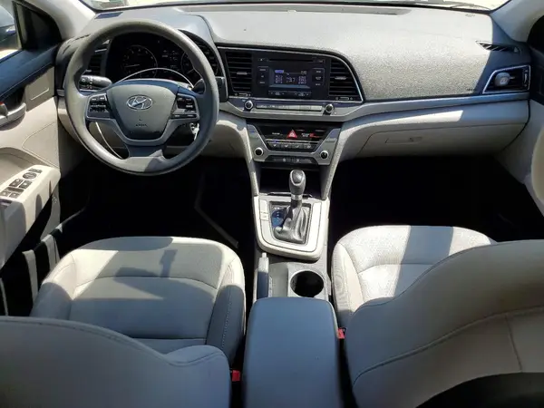 5NPD74LF3HH207615 2017 HYUNDAI ELANTRA - Image 8