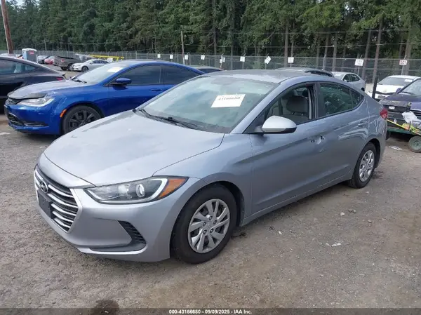 5NPD74LF3HH208263 2017 HYUNDAI ELANTRA - Image 2
