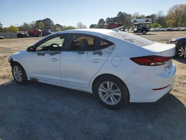 5NPD74LF3HH211499 2017 HYUNDAI ELANTRA - Image 2