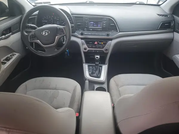 5NPD74LF3JH214618 2018 HYUNDAI ELANTRA - Image 8