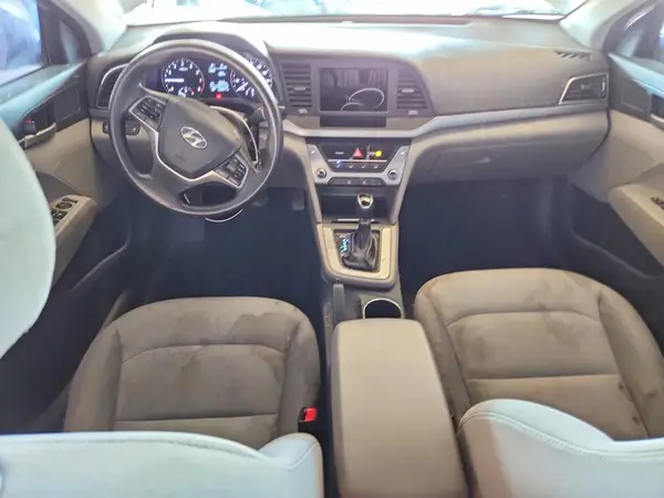 5NPD74LF3JH219155 2018 HYUNDAI ELANTRA - Image 8
