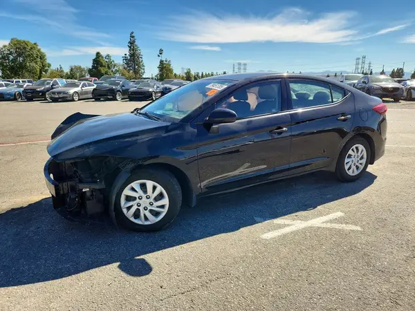 5NPD74LF3JH226056 2018 HYUNDAI ELANTRA - Image 1
