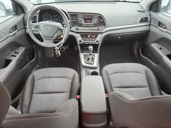 5NPD74LF3JH231287 2018 HYUNDAI ELANTRA - Image 8