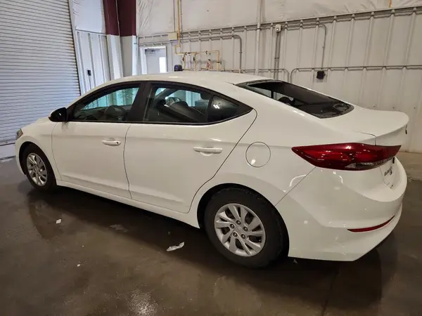 5NPD74LF3JH234836 2018 HYUNDAI ELANTRA - Image 2