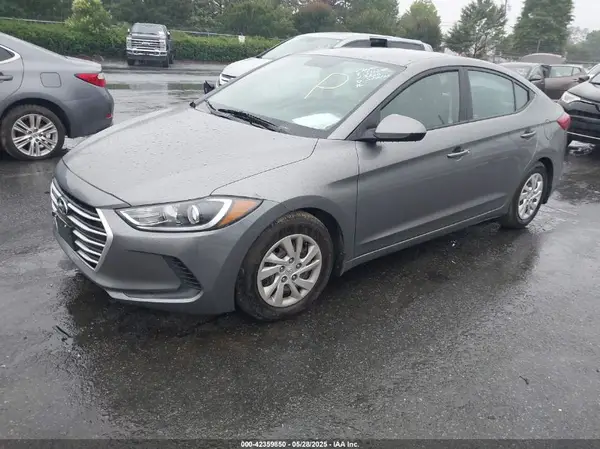 5NPD74LF3JH243326 2018 HYUNDAI ELANTRA - Image 2