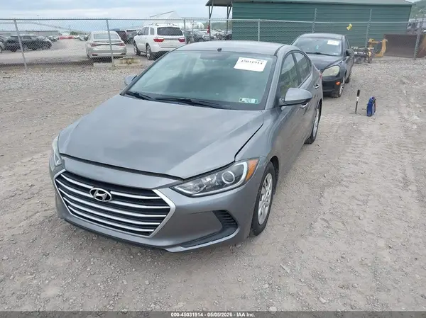 5NPD74LF3JH254536 2018 HYUNDAI ELANTRA - Image 2