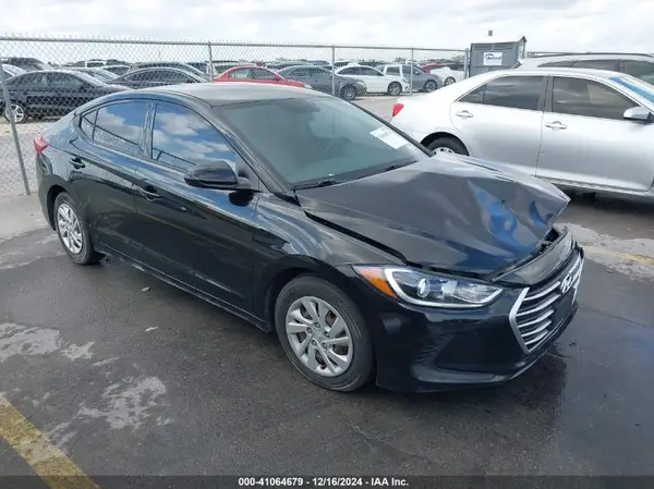 5NPD74LF3JH261535 2018 HYUNDAI ELANTRA - Image 1