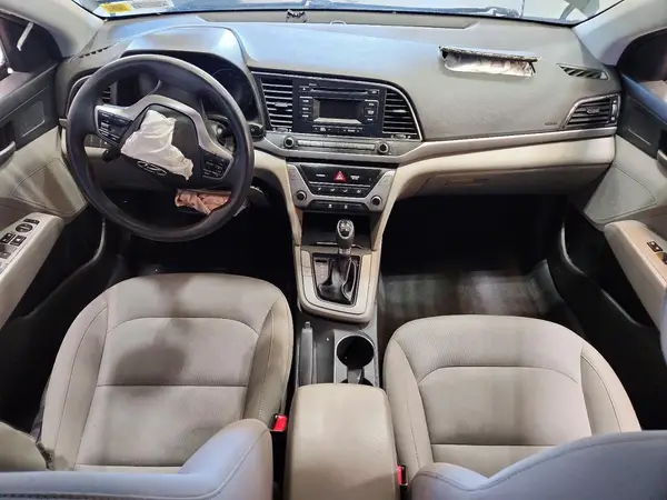5NPD74LF3JH262328 2018 HYUNDAI ELANTRA - Image 8
