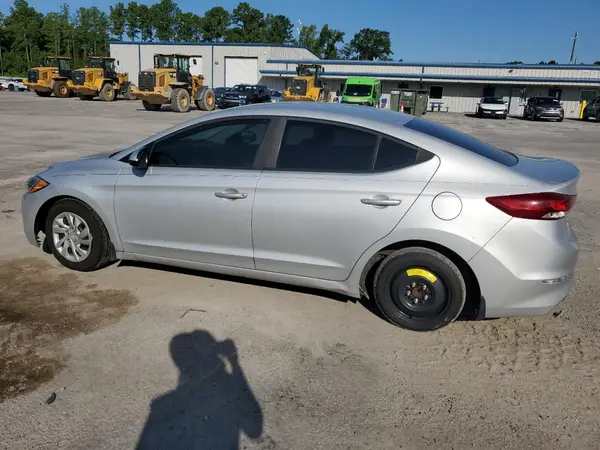 5NPD74LF3JH265701 2018 HYUNDAI ELANTRA - Image 2