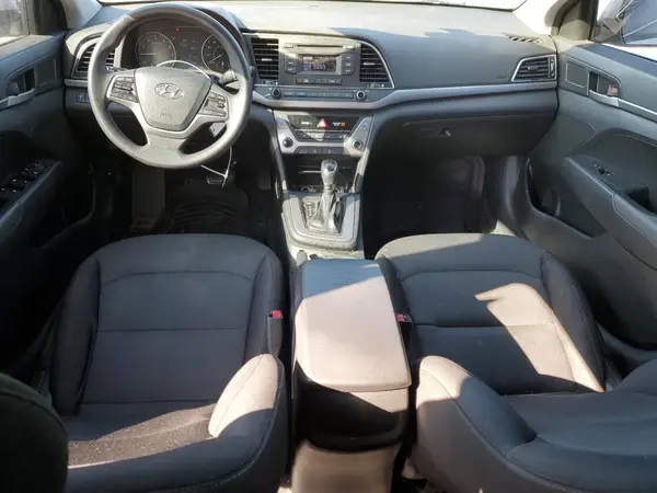5NPD74LF3JH265701 2018 HYUNDAI ELANTRA - Image 8