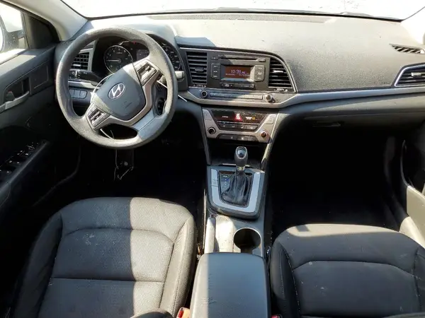 5NPD74LF3JH273734 2018 HYUNDAI ELANTRA - Image 8