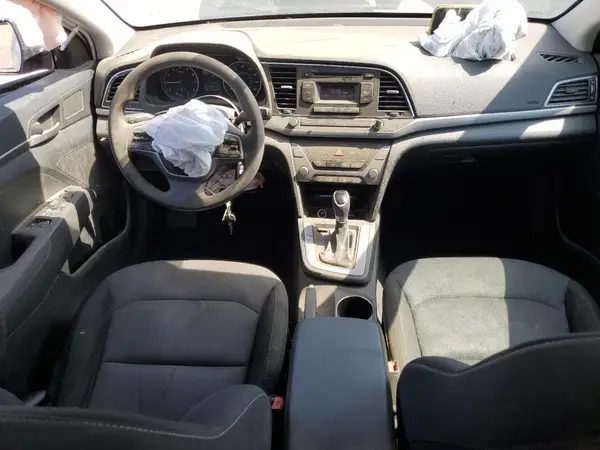 5NPD74LF3JH279128 2018 HYUNDAI ELANTRA - Image 8
