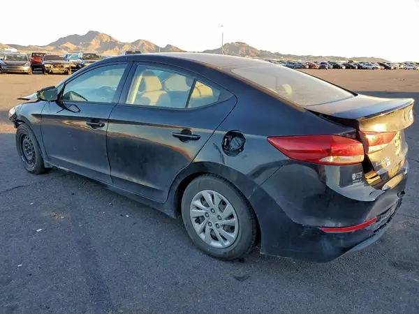 5NPD74LF3JH281705 2018 HYUNDAI ELANTRA - Image 2