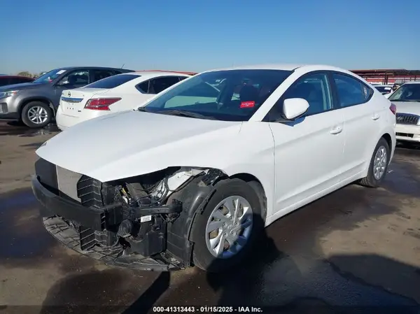 5NPD74LF3JH289674 2018 HYUNDAI ELANTRA - Image 2