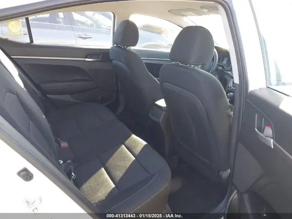 5NPD74LF3JH289674 2018 HYUNDAI ELANTRA - Image 8