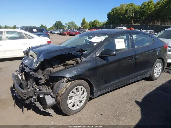 5NPD74LF3JH296494 2018 HYUNDAI ELANTRA - Image 2