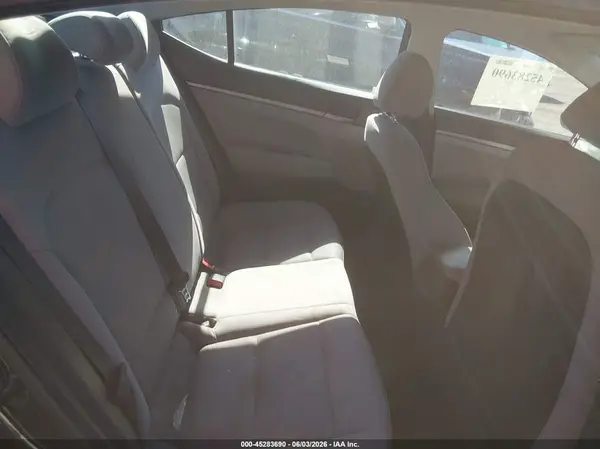 5NPD74LF3JH296494 2018 HYUNDAI ELANTRA - Image 8