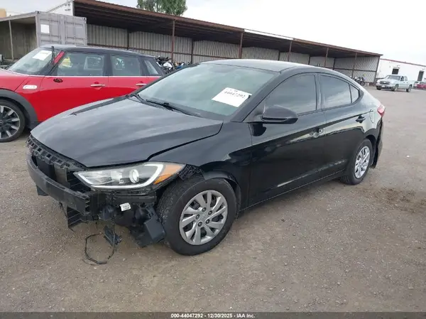 5NPD74LF3JH298763 2018 HYUNDAI ELANTRA - Image 2