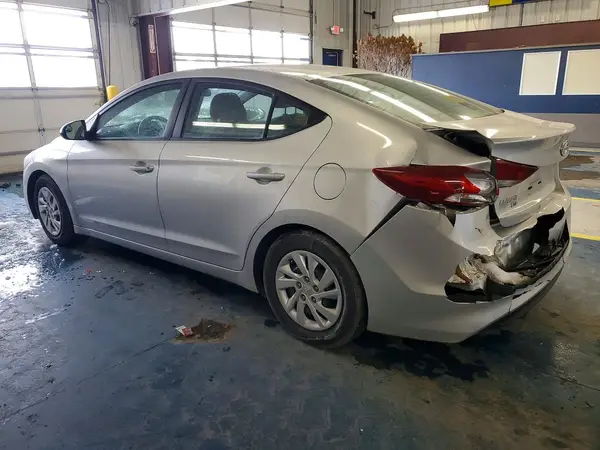 5NPD74LF3JH312998 2018 HYUNDAI ELANTRA - Image 2