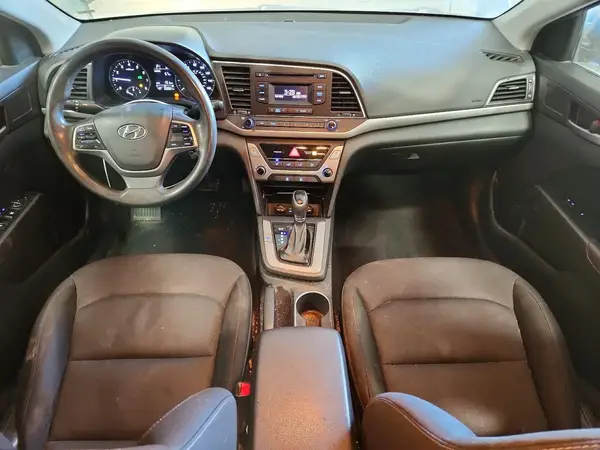 5NPD74LF3JH321023 2018 HYUNDAI ELANTRA - Image 8