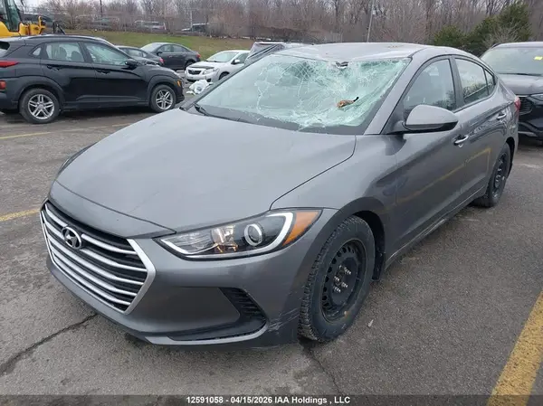 5NPD74LF3JH322804 2018 HYUNDAI ELANTRA - Image 2