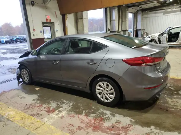 5NPD74LF3JH326366 2018 HYUNDAI ELANTRA - Image 2