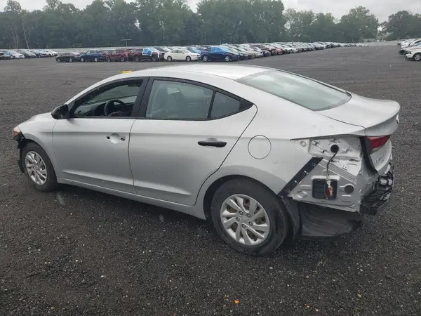 5NPD74LF3JH330109 2018 HYUNDAI ELANTRA - Image 2