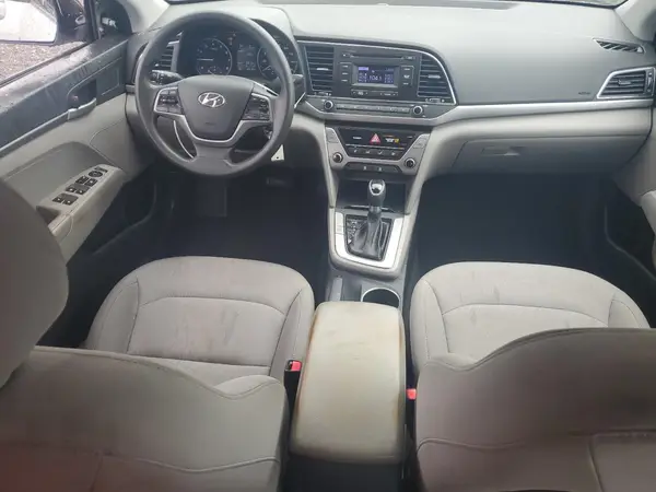 5NPD74LF3JH330109 2018 HYUNDAI ELANTRA - Image 8