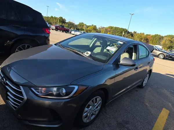5NPD74LF3JH332233 2018 HYUNDAI ELANTRA - Image 2